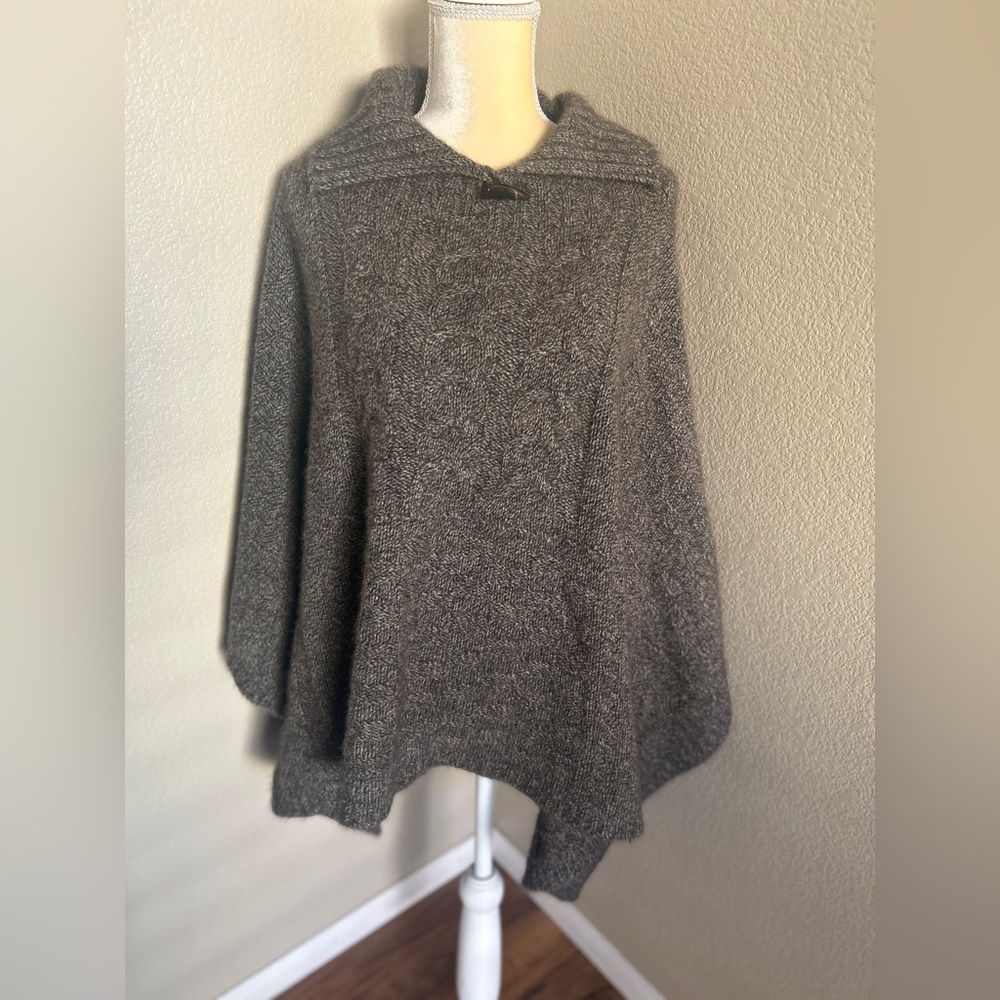 Merino snug poncho brown one size